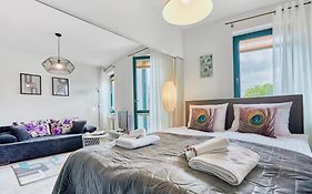 Golden Hour Apartments- Armii Krajowej 9